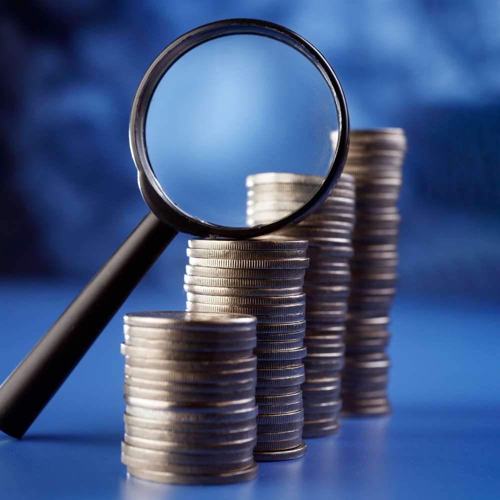 close-up-coins-table-(1)